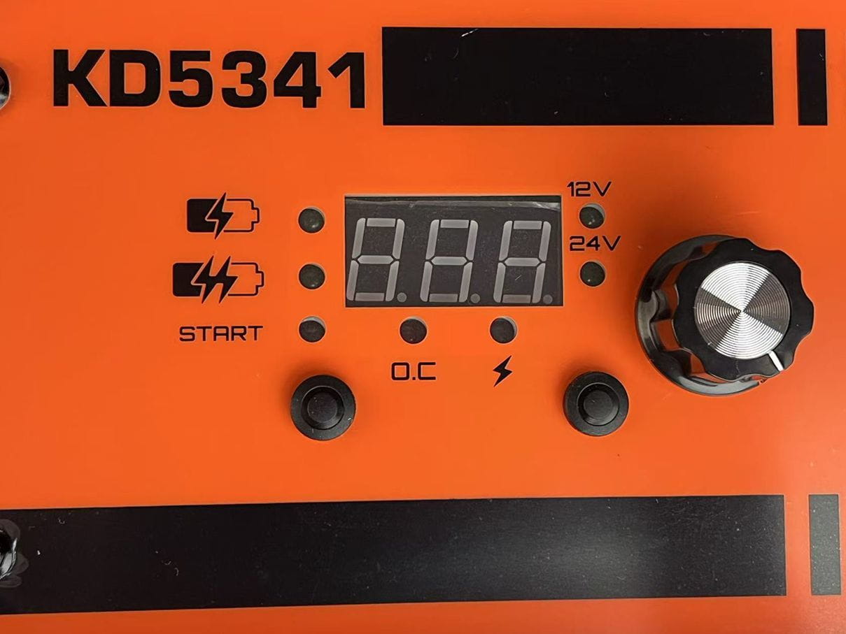 Punjač akumulatora s funkcijom starta 20–500Ah 12/24V 60A