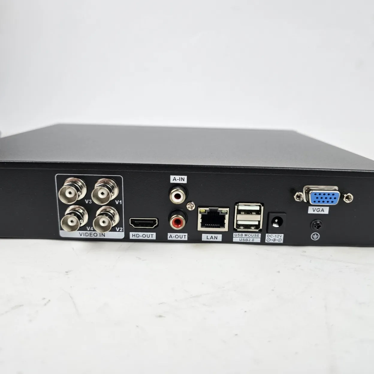 Žičani videonadzorni sustav G501 4K (4 kamere + DVR)